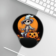 DistinctInk Mouse Pad with Wrist Rest  with Haunted Jack-O'-Skeleton Design for Halloween