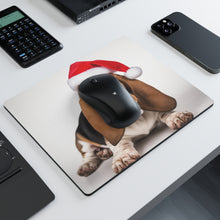 DistinctInk Mouse Pad - 1/4" Foam Rubber - Basset Hound Puppy
