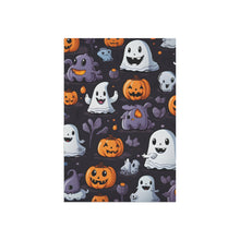 DistinctInk Garden & House Banner Flag with Spooky Bat-o-lanterns Design for Halloween