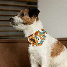 DistinctInk Adjustable Pet Banana Collar with Flying Pumpkin Bats Design for Halloween