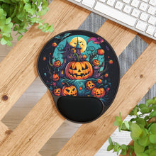 DistinctInk Mouse Pad with Wrist Rest  with Trick or Treat Parade Design for Halloween