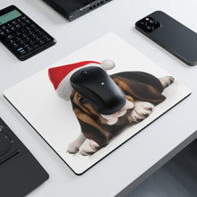 DistinctInk Mouse Pad - 1/4" Foam Rubber - Basset Hound Puppy