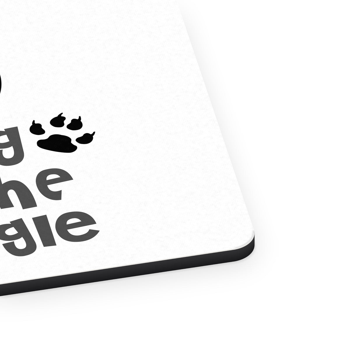 King of the Jungle - Lion mouse pad, close-up of the fabric surface and rubber edge