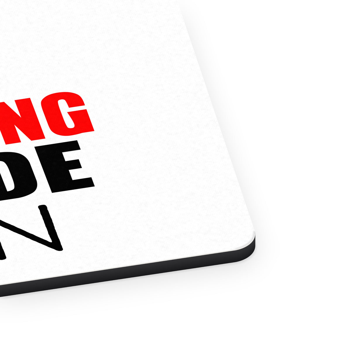 Hunting Mode - ON mouse pad, close-up of the fabric surface and rubber edge