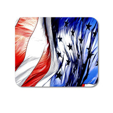 DistinctInk Custom Foam Rubber Mouse Pad - 1/4" Thick - Red White Blue United States Flag Waving