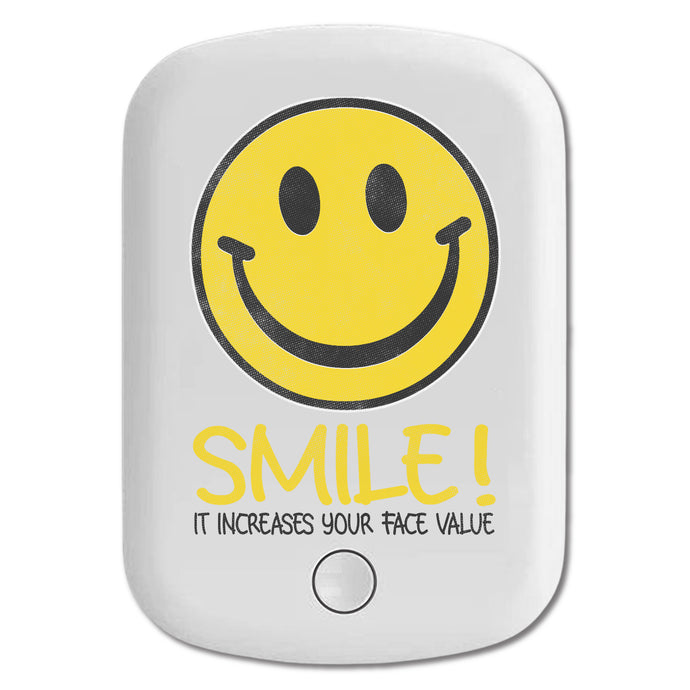 DistinctInk Magnetic Battery Pack, Wireless Portable Charger with USB-C Cable, Compatible with MagSafe iPhone 14 / 13 / 12 Series - Smile Increases Face Value