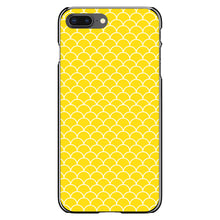 DistinctInk® Hard Plastic Snap-On Case for Apple iPhone or Samsung Galaxy - Yellow White Scalloped Pattern