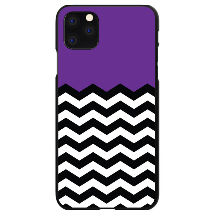 DistinctInk® Hard Plastic Snap-On Case for Apple iPhone or Samsung Galaxy - Black White Purple Chevron