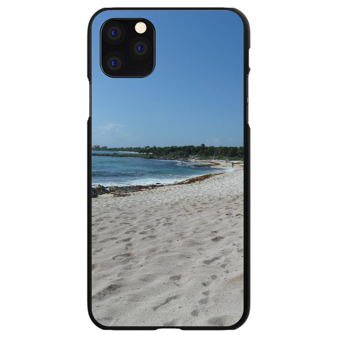 DistinctInk® Hard Plastic Snap-On Case for Apple iPhone or Samsung Galaxy - Beach Scene Akumal Mexico