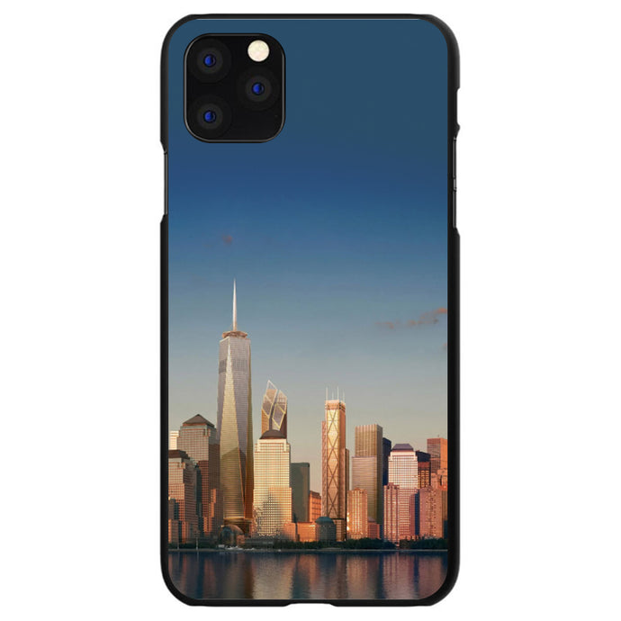 DistinctInk® Hard Plastic Snap-On Case for Apple iPhone or Samsung Galaxy - New York Skyline New