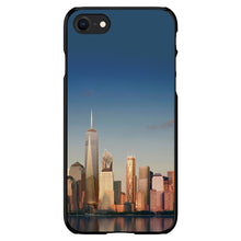DistinctInk® Hard Plastic Snap-On Case for Apple iPhone or Samsung Galaxy - New York Skyline New