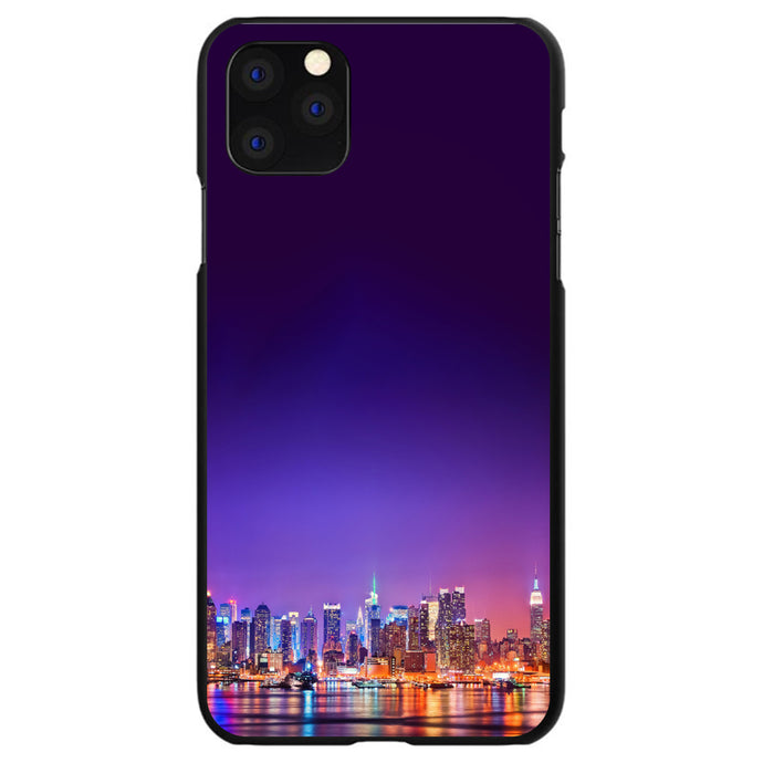 DistinctInk® Hard Plastic Snap-On Case for Apple iPhone or Samsung Galaxy - New York Skyline Night