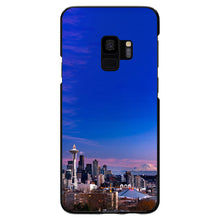 DistinctInk® Hard Plastic Snap-On Case for Apple iPhone or Samsung Galaxy - Seattle Skyline Night