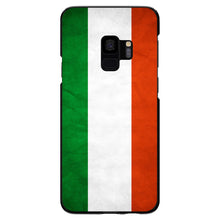 DistinctInk® Hard Plastic Snap-On Case for Apple iPhone or Samsung Galaxy - Hungary Old Flag