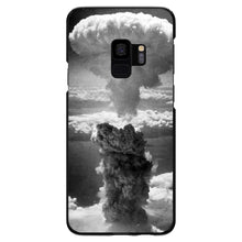 DistinctInk® Hard Plastic Snap-On Case for Apple iPhone or Samsung Galaxy - Nuclear Mushroom Cloud