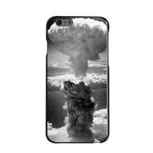 DistinctInk® Hard Plastic Snap-On Case for Apple iPhone or Samsung Galaxy - Nuclear Mushroom Cloud