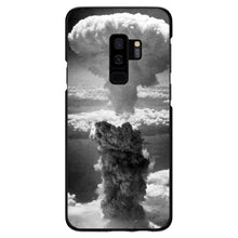 DistinctInk® Hard Plastic Snap-On Case for Apple iPhone or Samsung Galaxy - Nuclear Mushroom Cloud