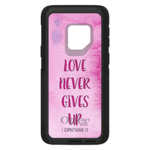 DistinctInk™ OtterBox Commuter Series Case for Apple iPhone or Samsung Galaxy - 1 Corinthians 13 - Love Never Gives Up